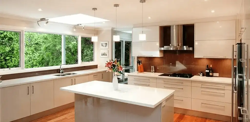 Kitchen cabinet refacing and remodel results in a modern kitchen in Shreveport, LA